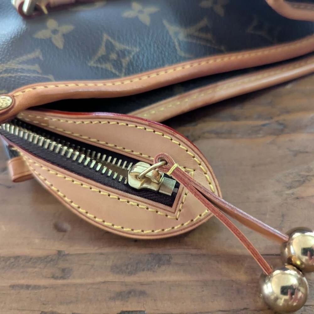 Louis Vuitton Monogram Popincourt Tote Haut - Picture 8 of 14